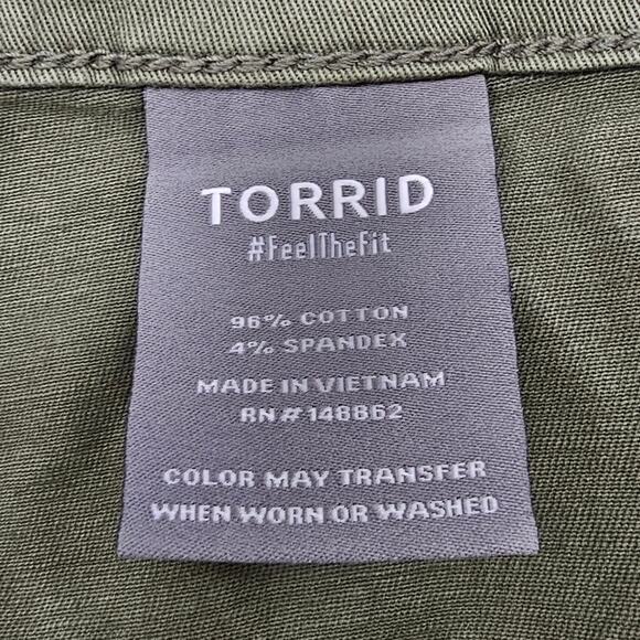 NWT Torrid Pants Womens Size 22 Green Utility Aviator Crop Relaxed Fit Stretch - Picture 10 of 14